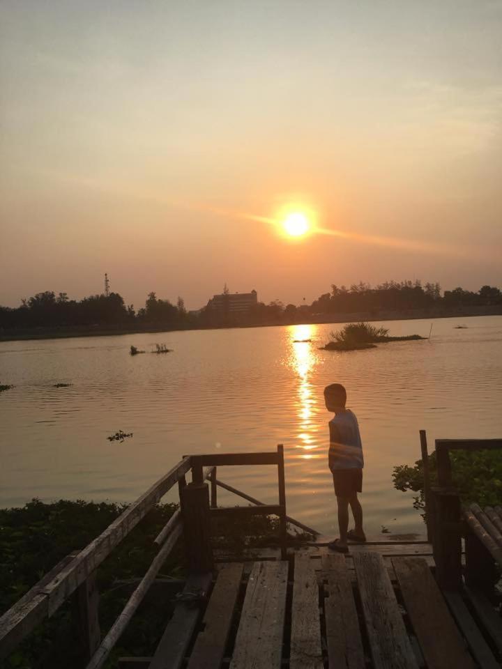 Baan Din Baramee Resort Кампхэнгпхет Экстерьер фото